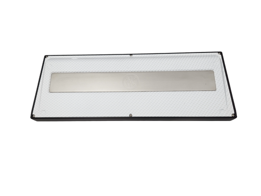 Type0 Plaque80 Black Solid Pc top White CF Bot PK-13